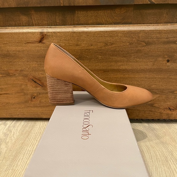 Franco Sarto Shoes - Franco Sarto Optimum Tan leather heels size 6 NWT